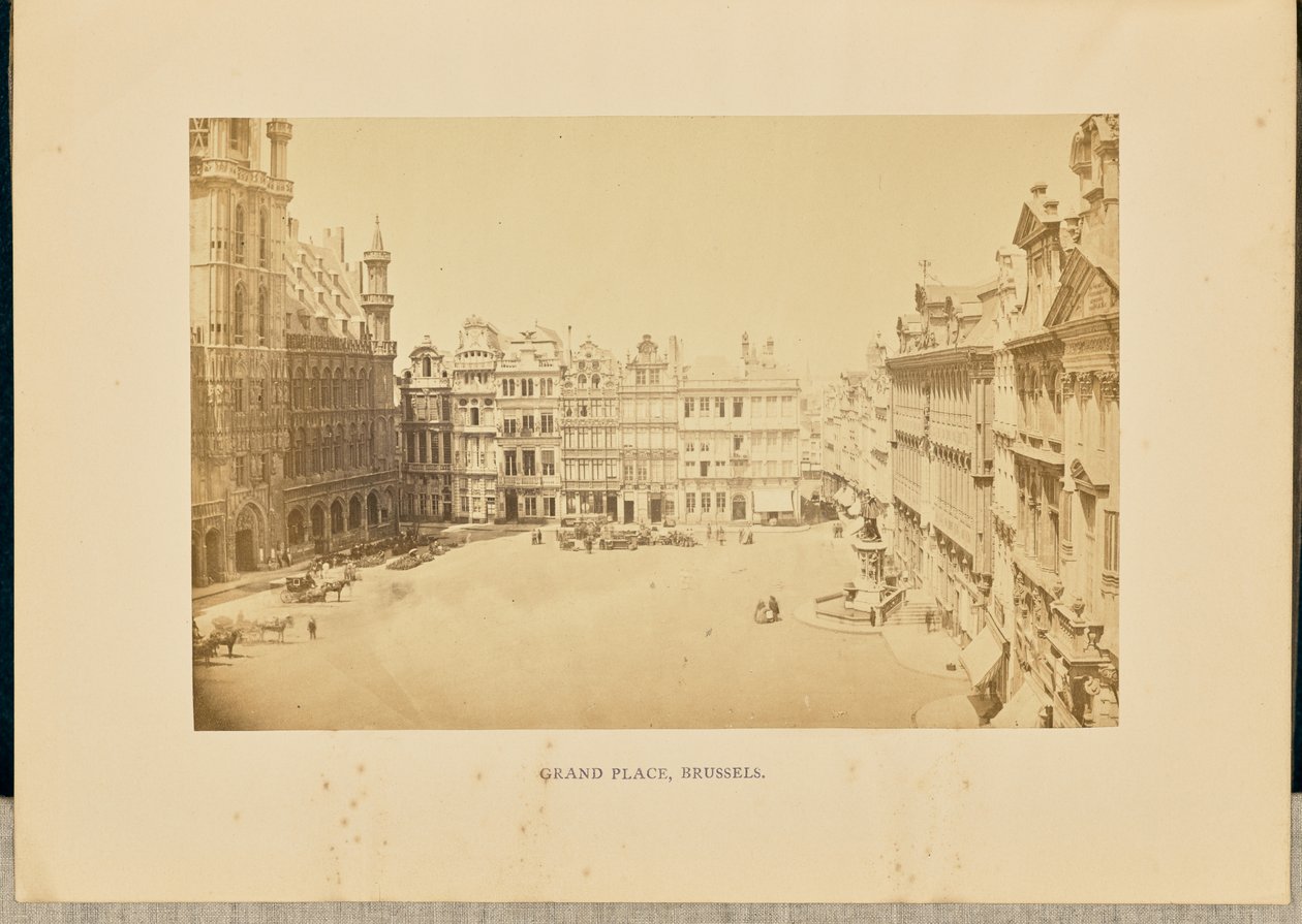 Grand Place, Bruxelas de Cundall and Fleming