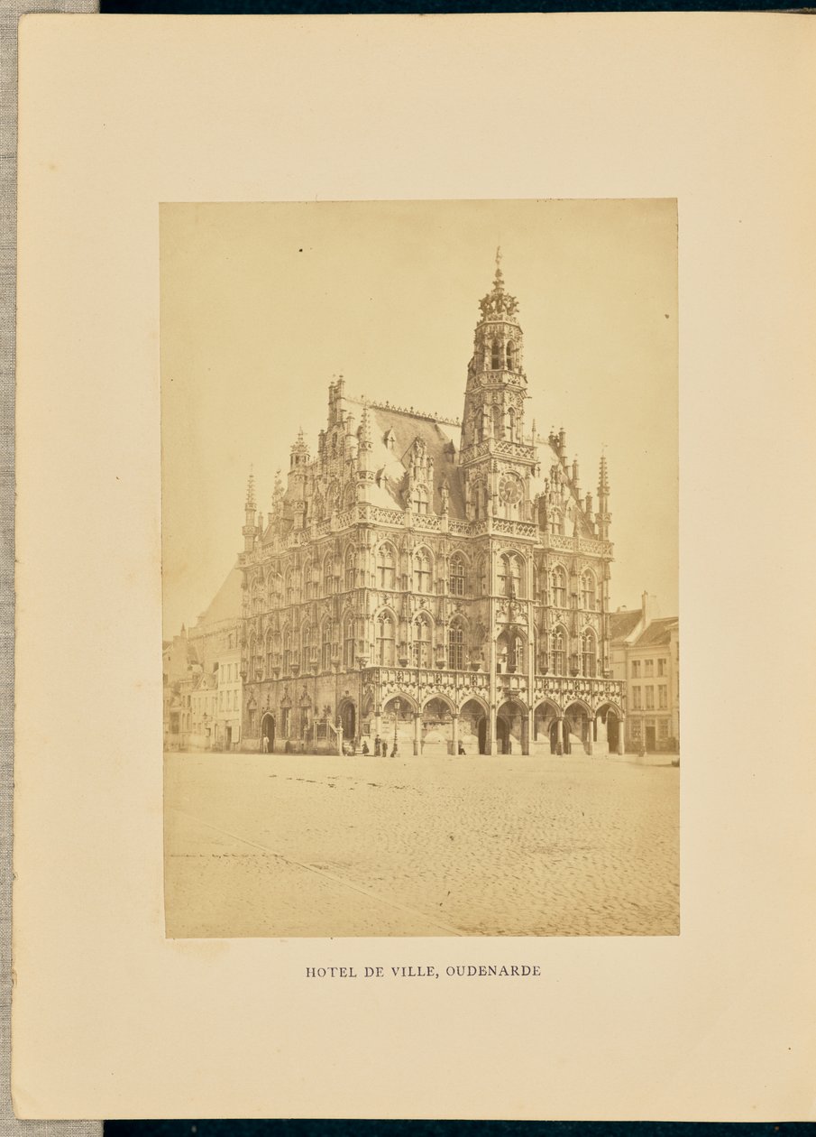 Hotel de ville, Oudenarde de Cundall and Fleming