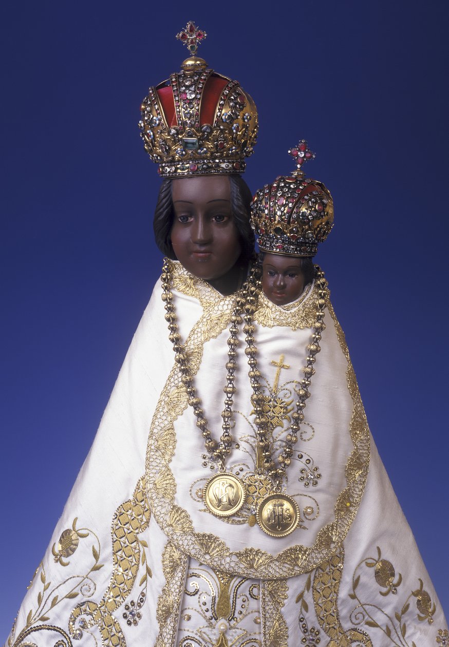 Estatueta da Virgem Maria de Svatá Hora (madeira, metal e tecido) de Czech School