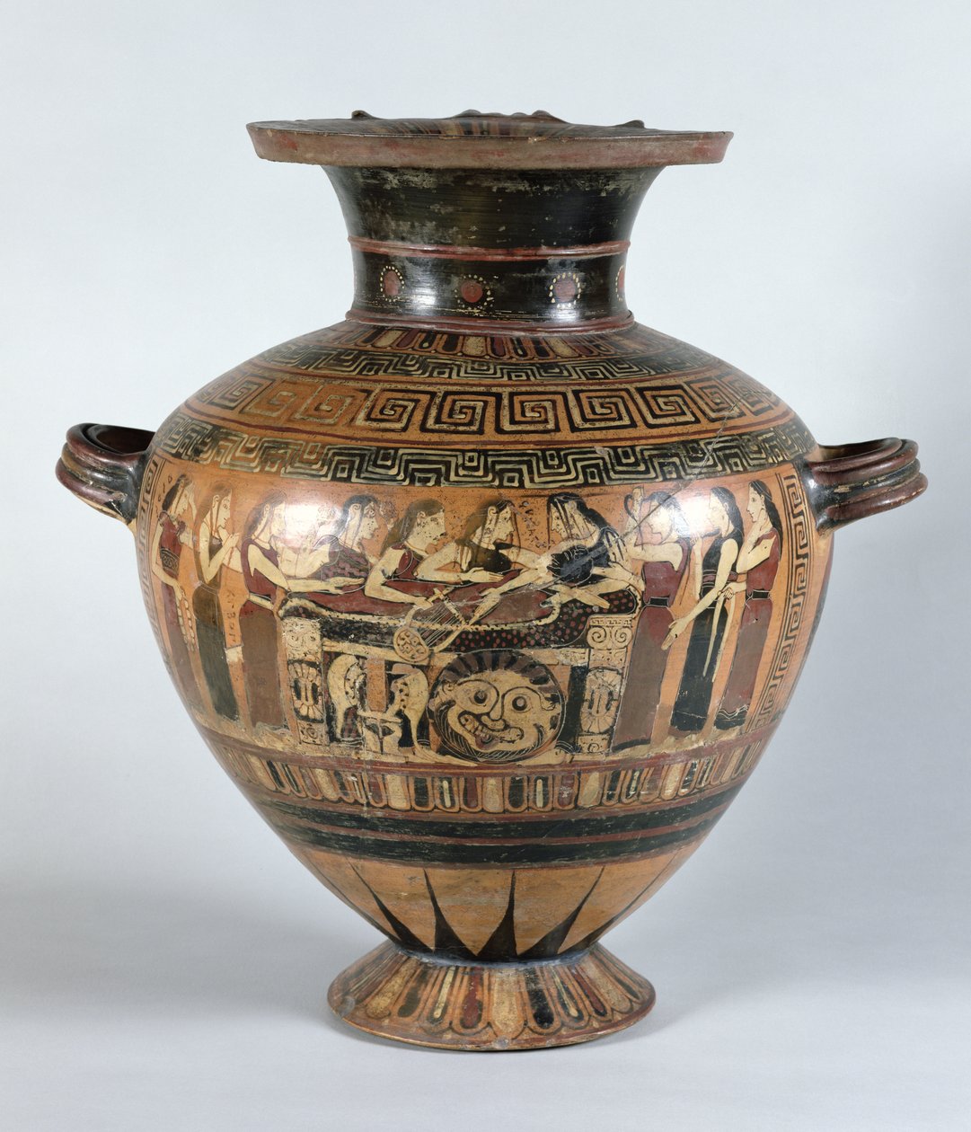 Hidria de figuras negras representando as Nereidas luto de Aquiles, c.560-550 aC (cerâmica) de Damon Painter