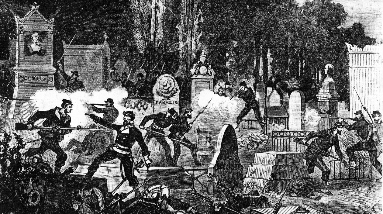 A última batalha da Comuna de Paris no cemitério de Pere Lachaise, gravada por Louis Joseph Amedee Daudenarde, de &39;Le Monde Illustre&39;, 1871 de Daniel Urrabieta Vierge