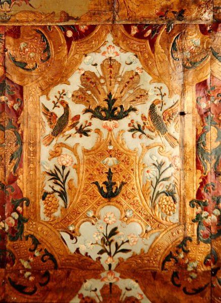 Papel de parede dourado (couro) de Daniel the Elder Marot