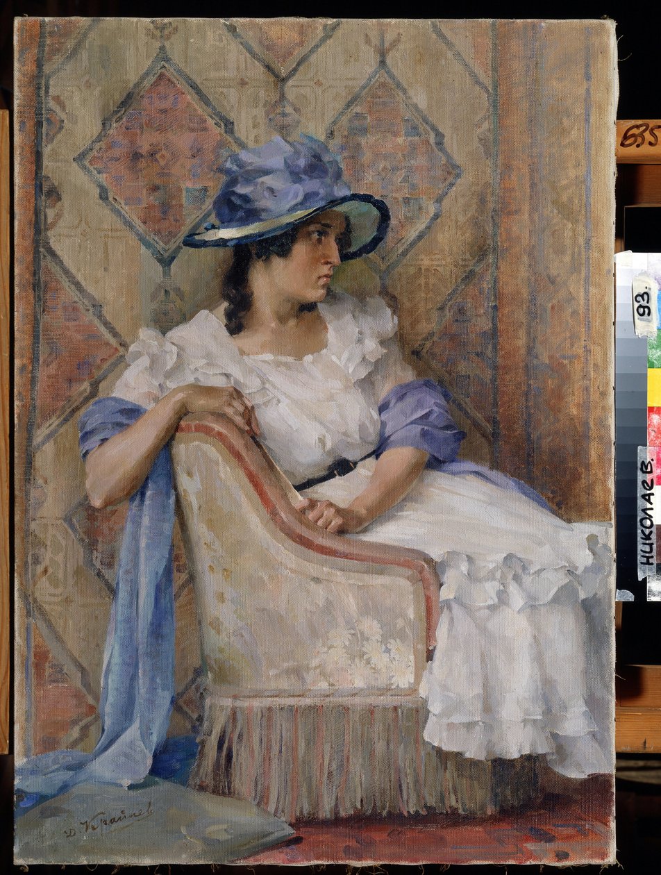 Femme en blanc (Dama de branco). Peinture de Danill Karpovich Kraynev (1872-1949), huile sur toile, art moderne russe, fin 19e-debut 20e siecle. Museu Regional de Arte W. Wereshchagin, Mykolaiv (Ucrânia). de Danil Karpovich Kraynev