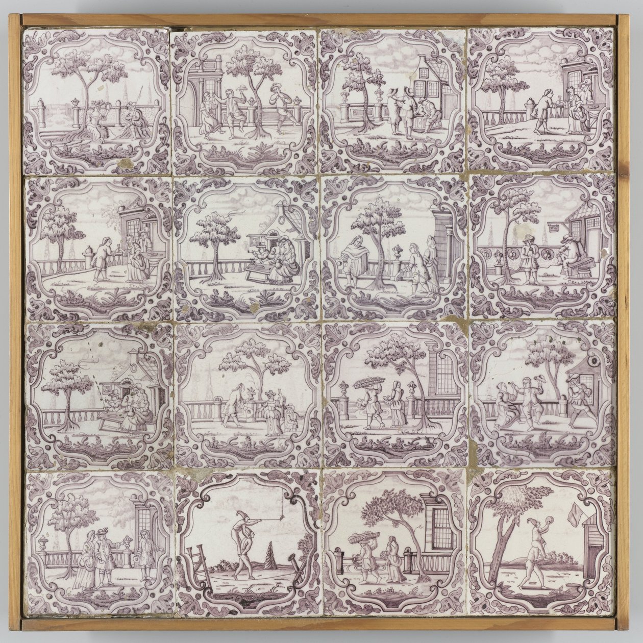 Campo de dezasseis azulejos com representações de género de De Bloempot