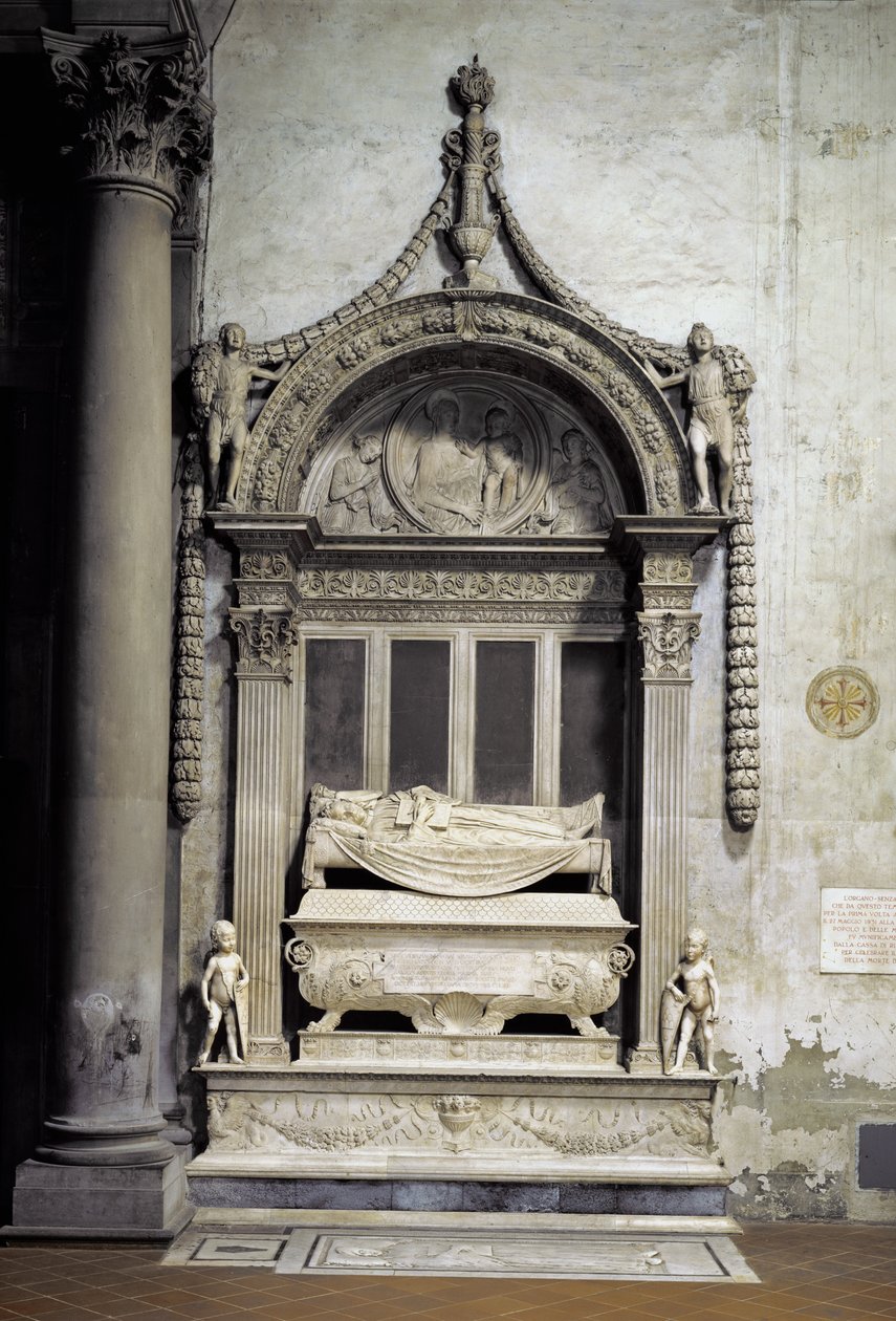 Túmulo de Carlo Marsuppini (d.1453) 1453-55 (mármore) de Desiderio da Settignano