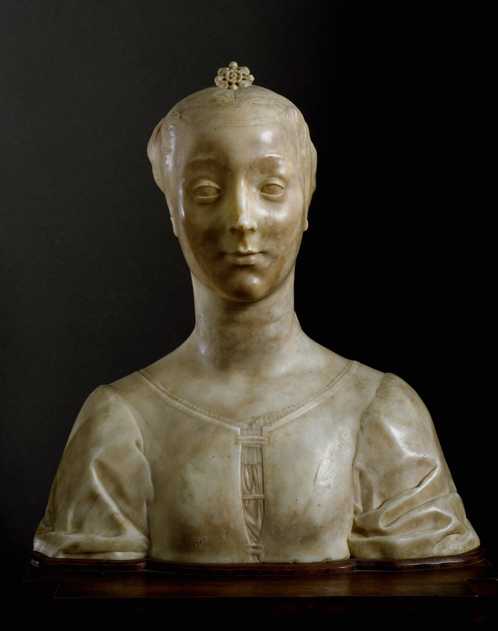 Busto de escultura de mármore de Desiderio da Settignano (ca. 1430-1464) Dim. 146 cm Florença, Museo Nazionale del Bargello de Desiderio da Settignano