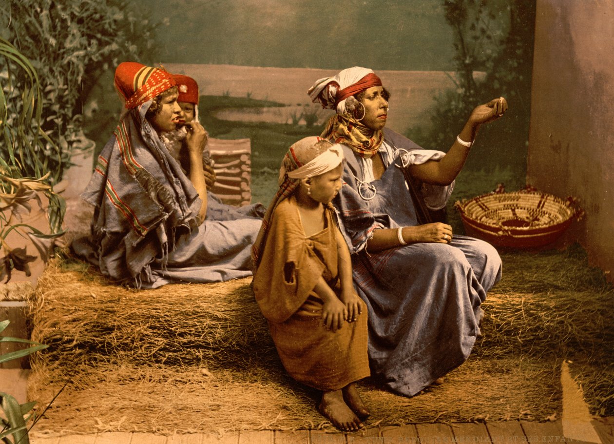 Mendigos e crianças beduínos, Túnis, Tunísia de Detroit Photographic Co.
