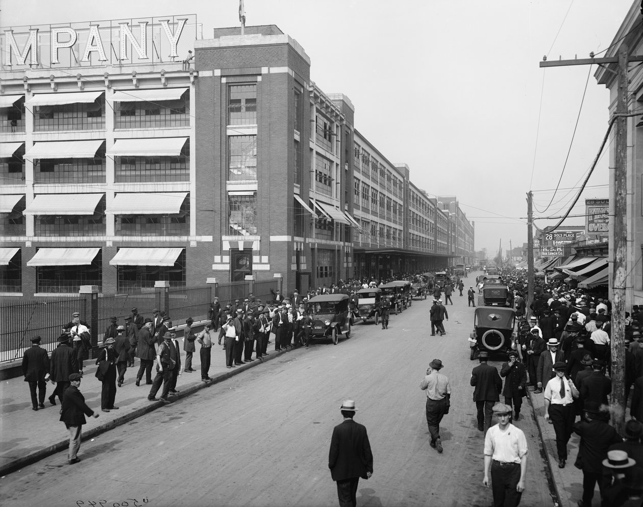 Turno das quatro horas, Ford Motor Company, Detroit de Detroit Publishing Co.