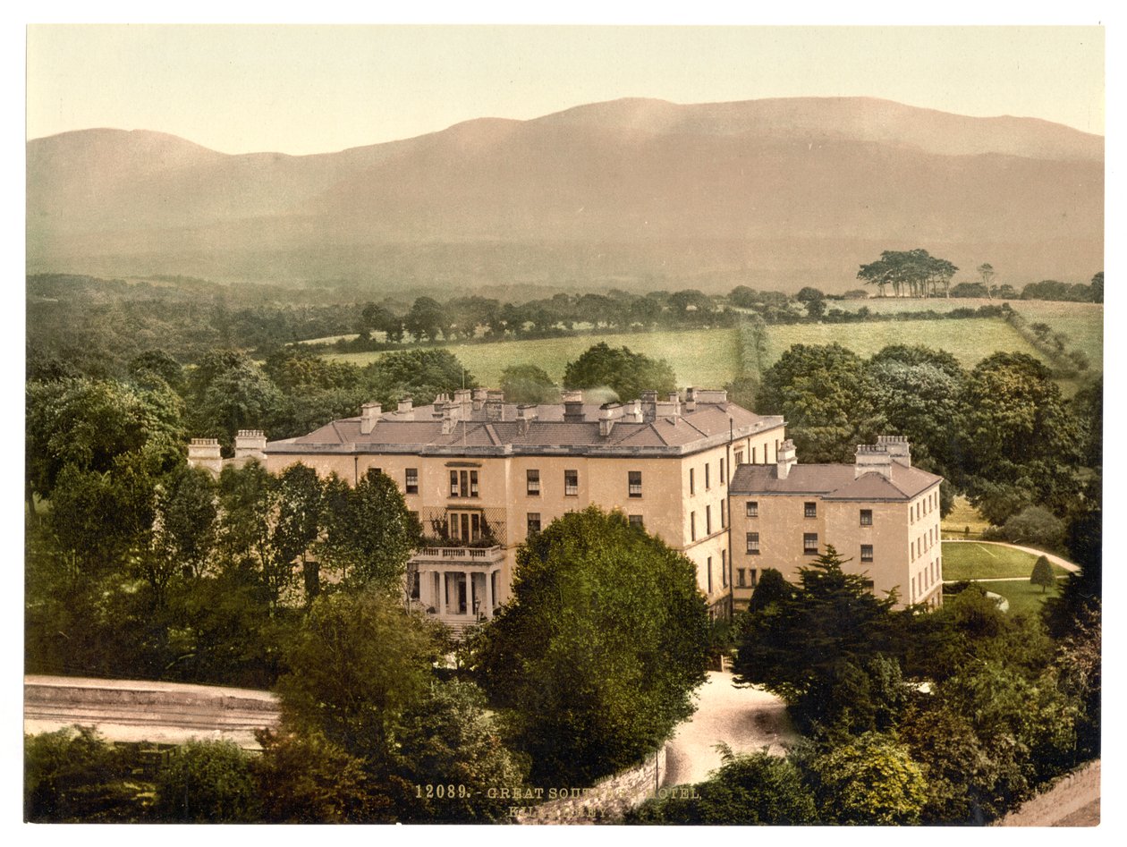 Great Southern Hotel, Killarney. Condado de Kerry, Irlanda, c.1890-1900 (fotocrom) de Detroit Publishing Co.