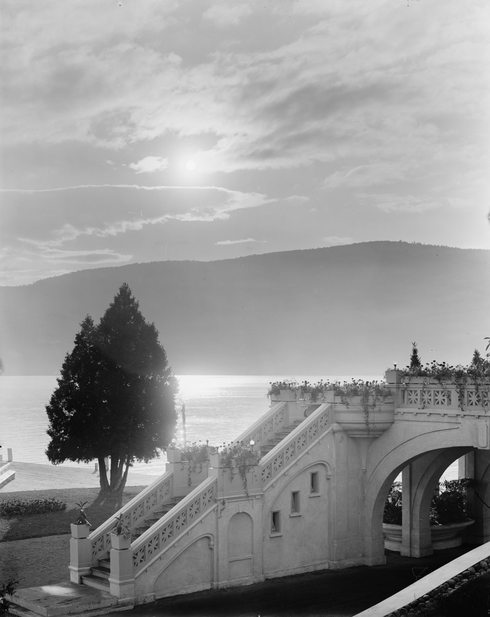 Luar no Lago George, Forte William Henry Hotel, Lago George, NY, c.1900-15 de Detroit Publishing Co.