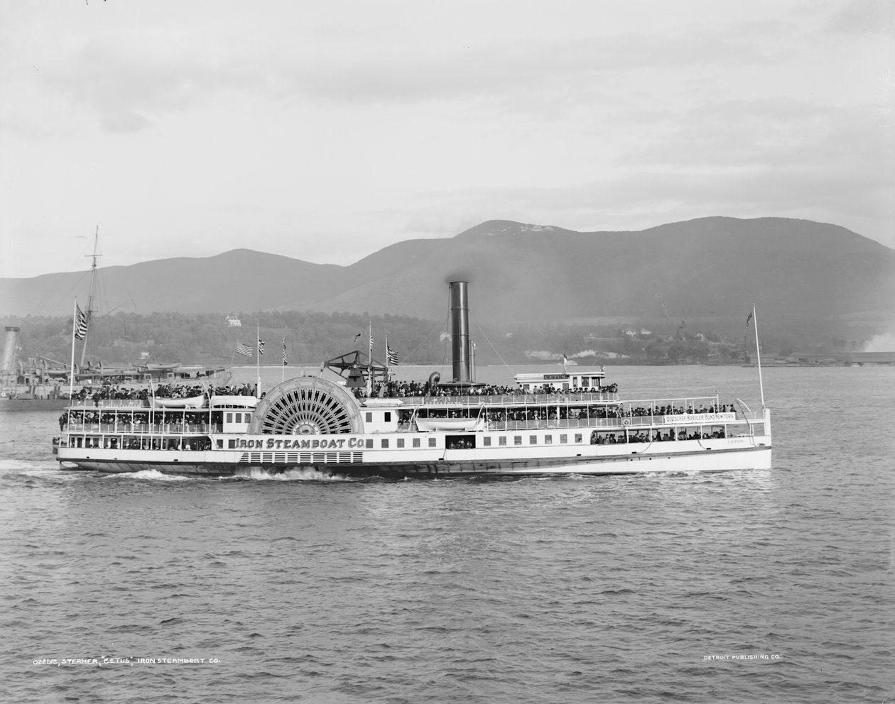 Navio Cetus, Ferro Steamboat Co. 1909 de Detroit Publishing Co.