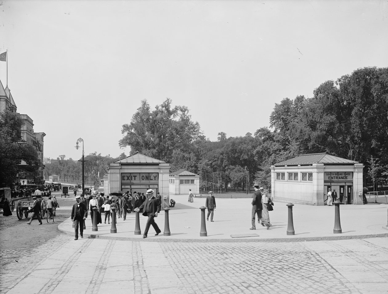 Entrada e Saída do Metrô, Boston Common, Boston, Massachusetts, EUA, c.1900 de Detroit Publishing Co.
