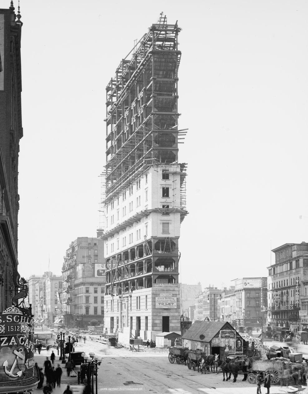 Times Building under Construction, 42nd Street e Longacre Square, Nova York, EUA, c.1904 de Detroit Publishing Co.