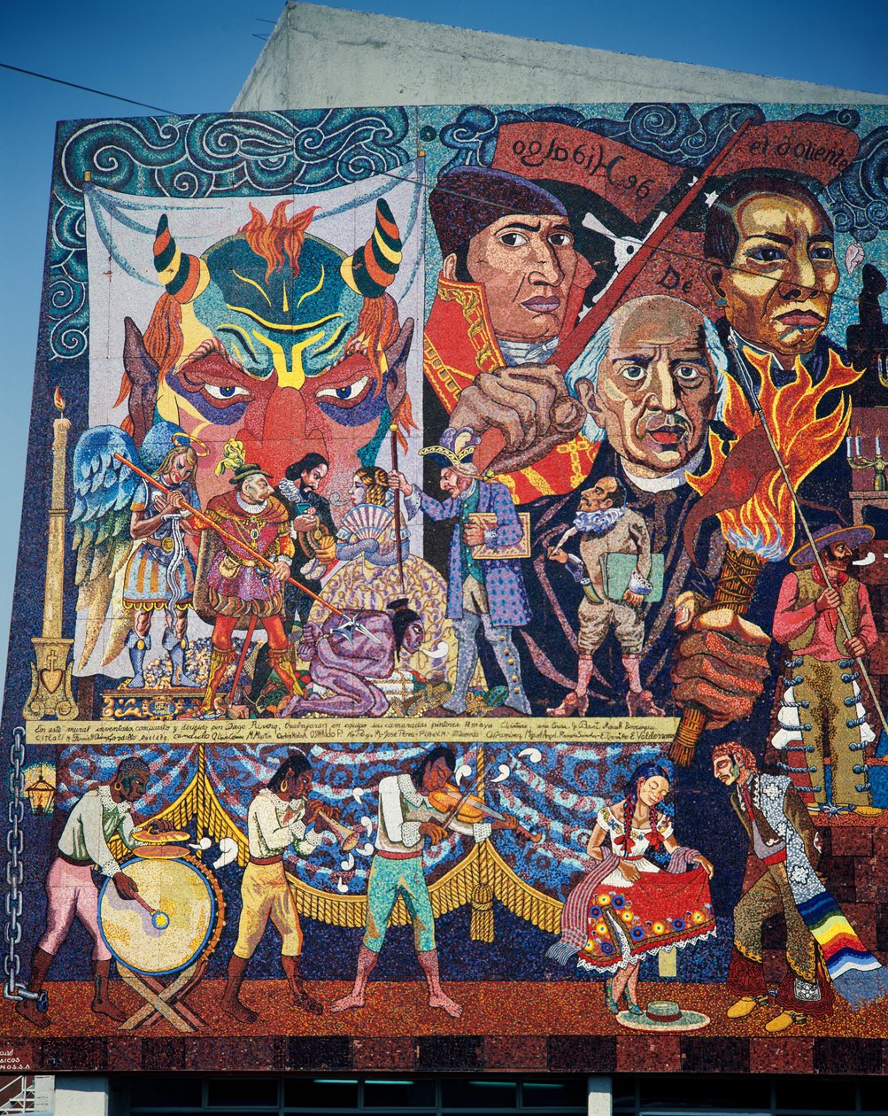 Hidalgo, Morelos e Juarez, heróis da luta pela independência, pormenor do mural em mosaico na fachada do Teatro dos Insurrectos, Cidade do México. México, século XX. de Diego Rivera