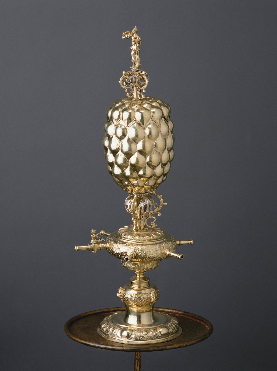 Xícara de bebida com truque de pacote dourado, c.1630 de Dirich Utermarke