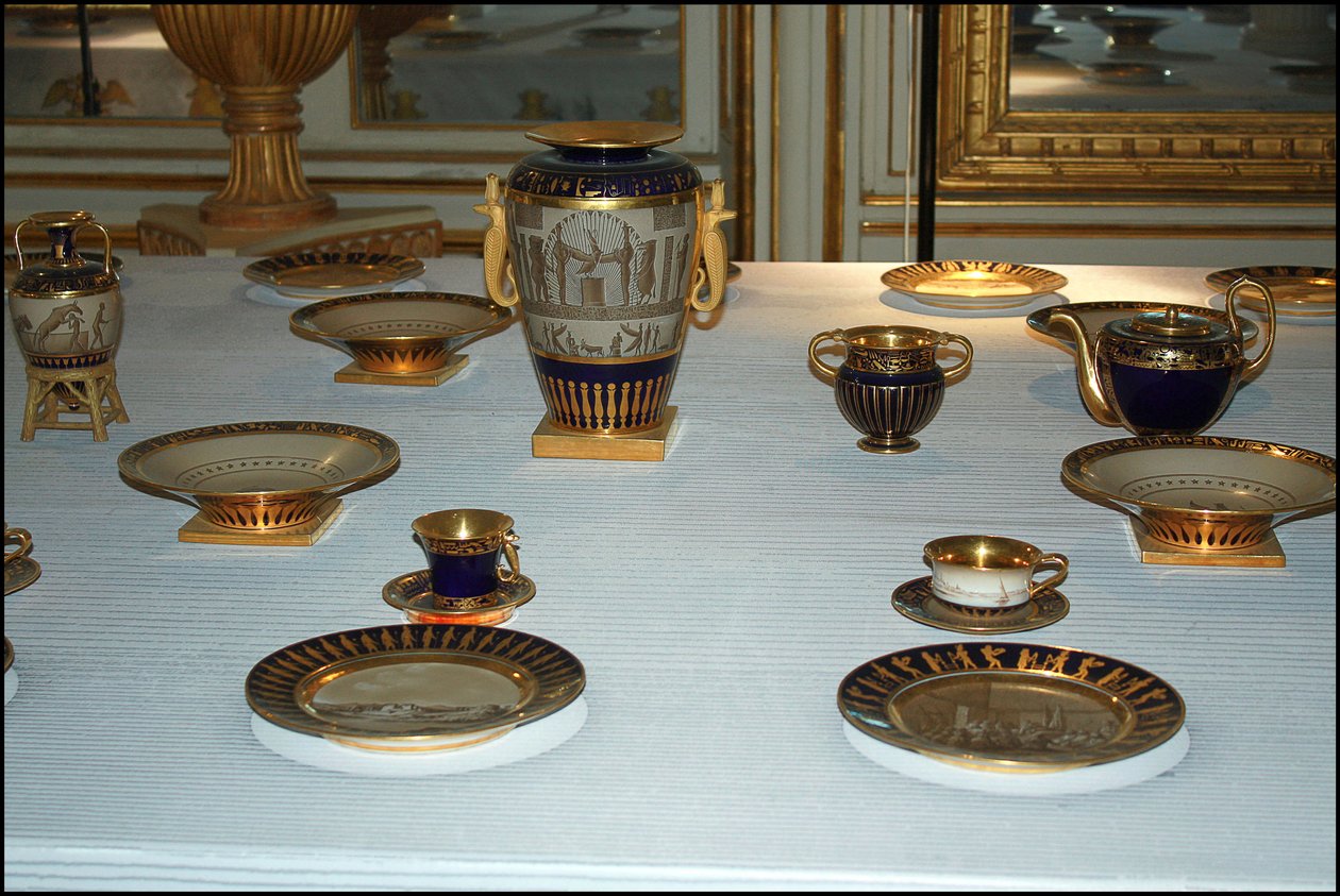 Vivant Denon, Serviço de Porcelana &39;Egípcia&39;, Sevres, 1806 (porcelana pintada e dourada) de Dominique Vivant Denon