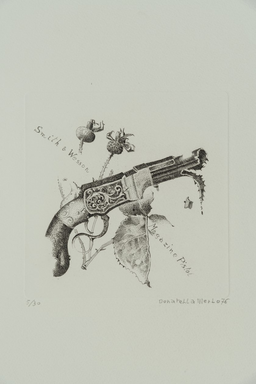 Pistola com carregador Smith and Wesson de Donatella Merlo