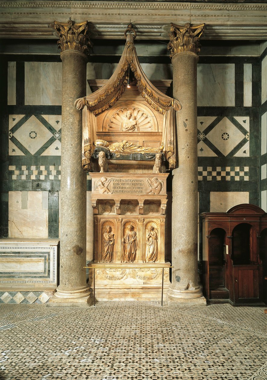 Itália, Toscana, Florença, batistério de São João, túmulo de mármore desenhado por Donatello e Michelozzo para o cardeal Baldassarre Coscia, antipapa com o nome de João XXIII de Donatello