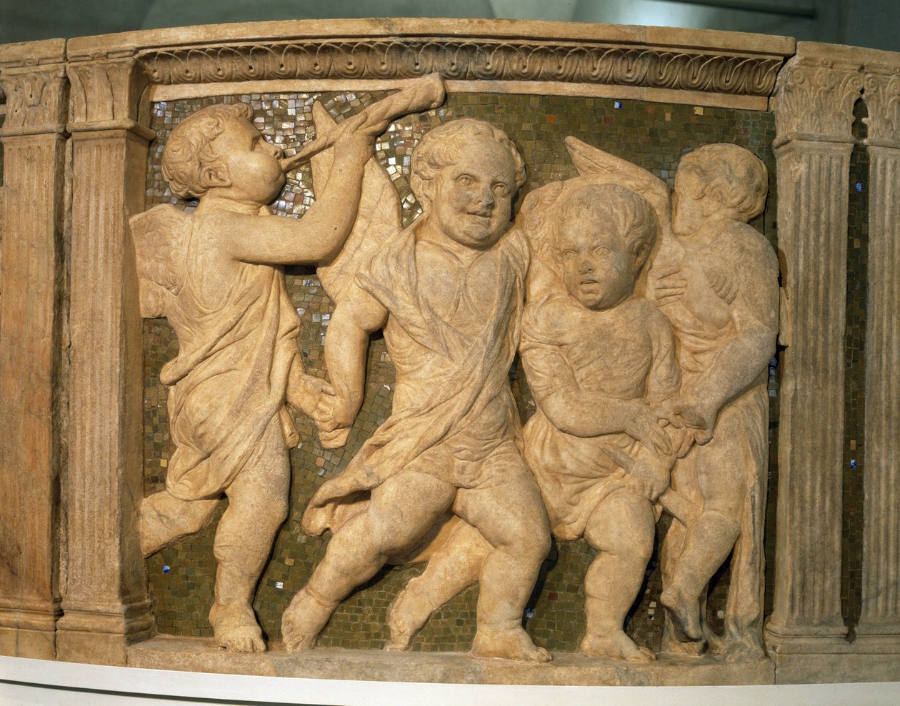 Catedral Pergamon: Anjos músicos de Donatello