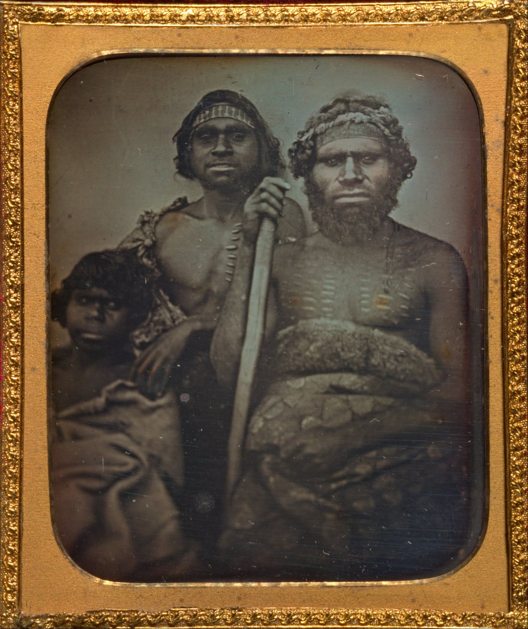 Sem título (grupo de homens Koorie) de Douglas T. Kilburn