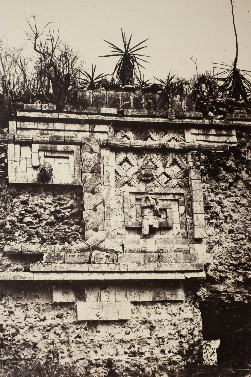 Uxmal, Indian Bas Relief, Palácio das Freiras Uxmal, Indian Bas Relief, Palácio das Freiras, 1860. de Désiré Charnay