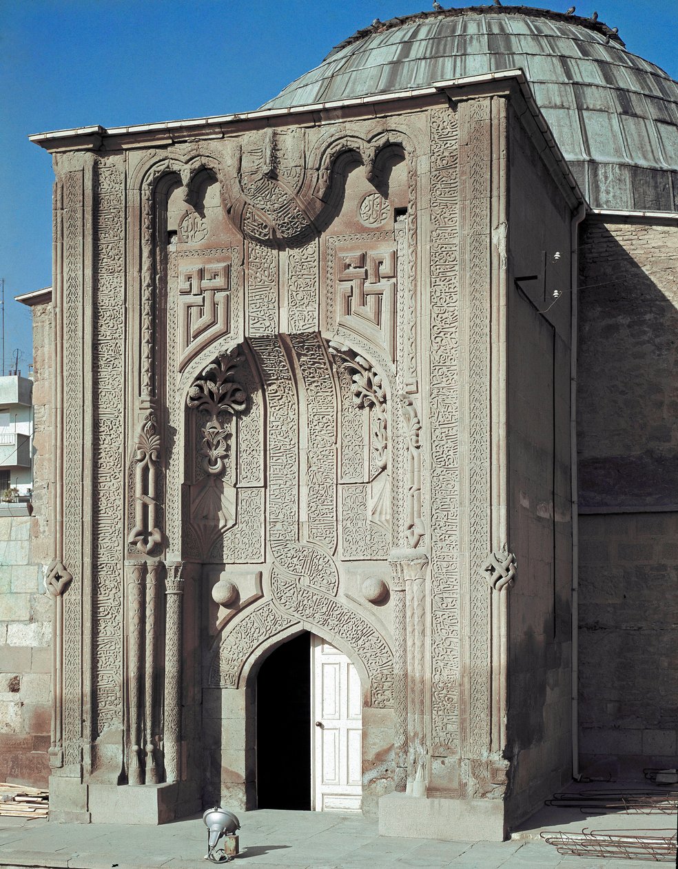 Vista da escola islâmica (1258) de Dynasty Seljuq