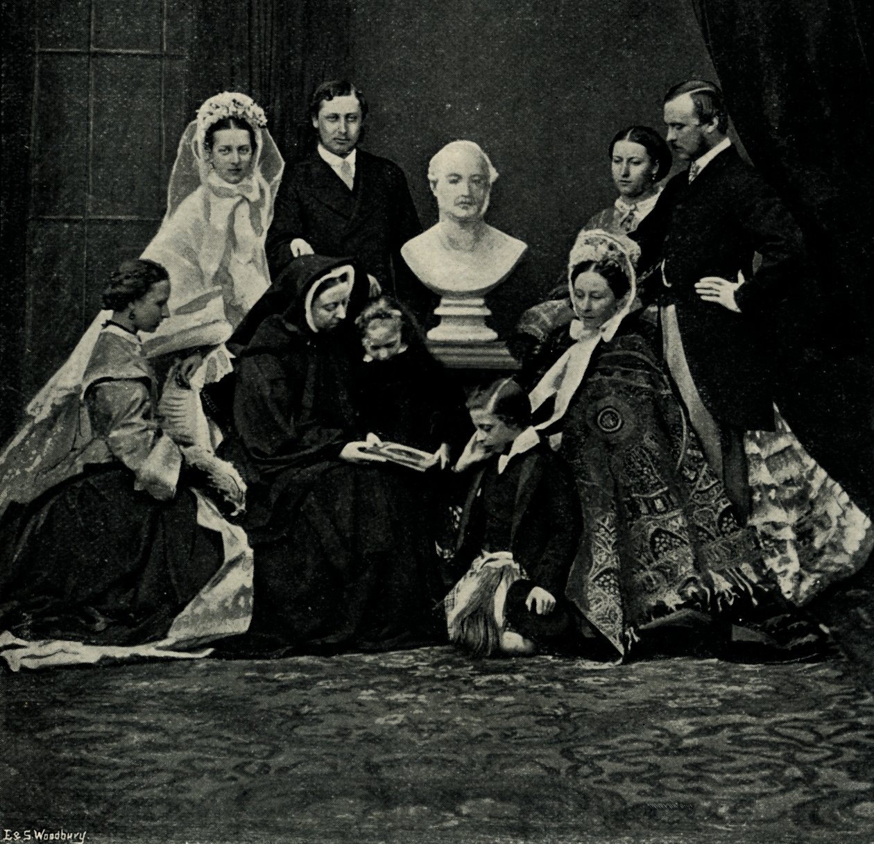 A Royal Family Group, 10 de março de 1863, c1897. de E. and S. Woodbury