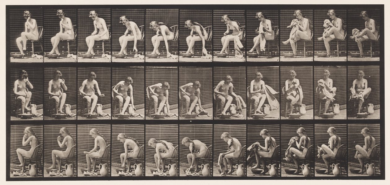 Placa 411. Levantando uma toalha enquanto está sentado e limpando os pés, 1872-1885 de Eadweard Muybridge