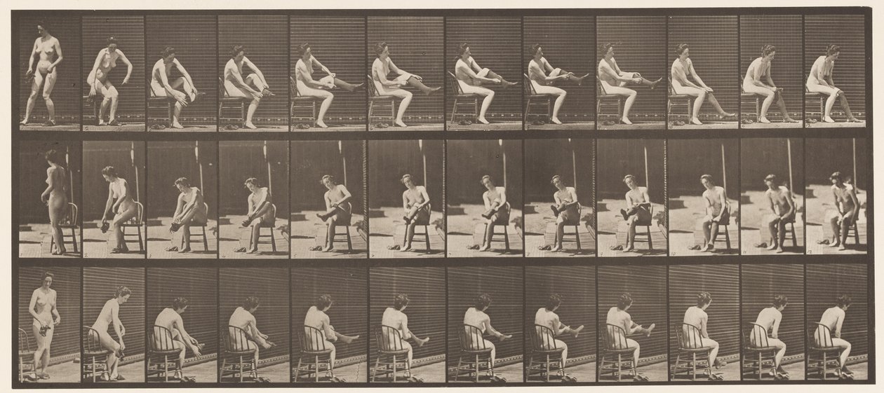 Chapa 418. Vaso sanitário, sentado e calçando meias, 1872-1885 de Eadweard Muybridge