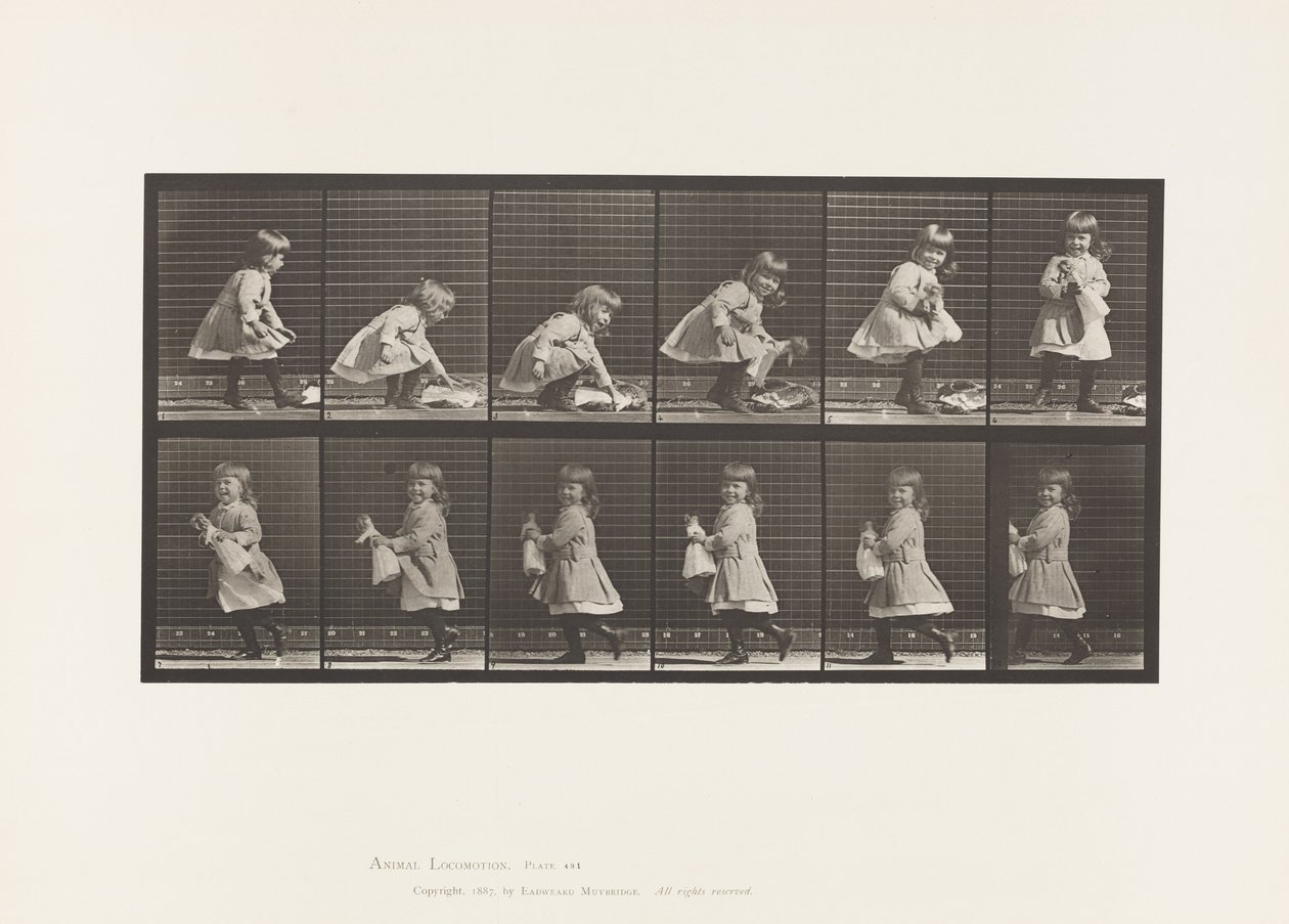 Placa 481. Criança, Levantando uma Boneca, Virando-se e Partindo, 1885 de Eadweard Muybridge