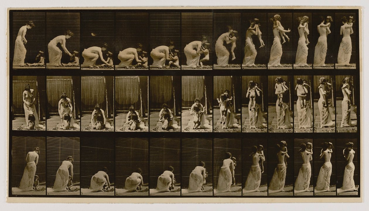Mulher a levantar e a carregar uma criança, do livro Animal Locomotion de Eadweard Muybridge