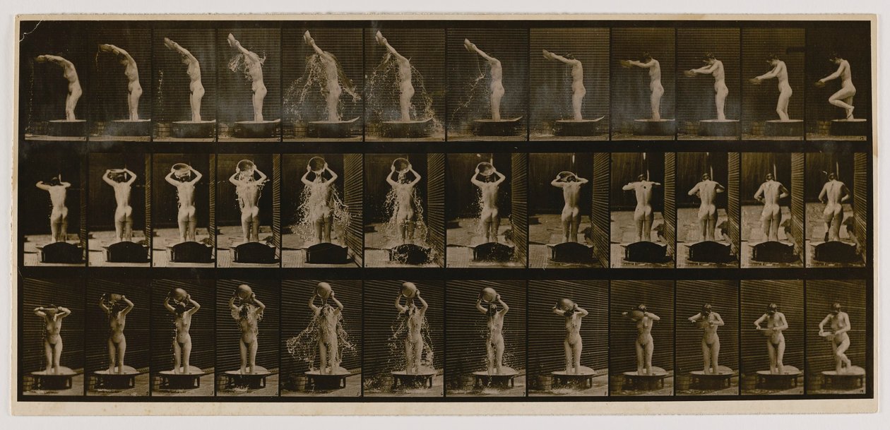 Mulher a despejar uma bacia de água sobre a cabeça, do livro Animal Locomotion de Eadweard Muybridge