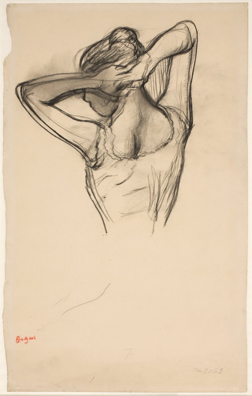 Dançarina arrumando o cabelo; meia figura de perfil para a esquerda, metade de trás de Edgar Degas