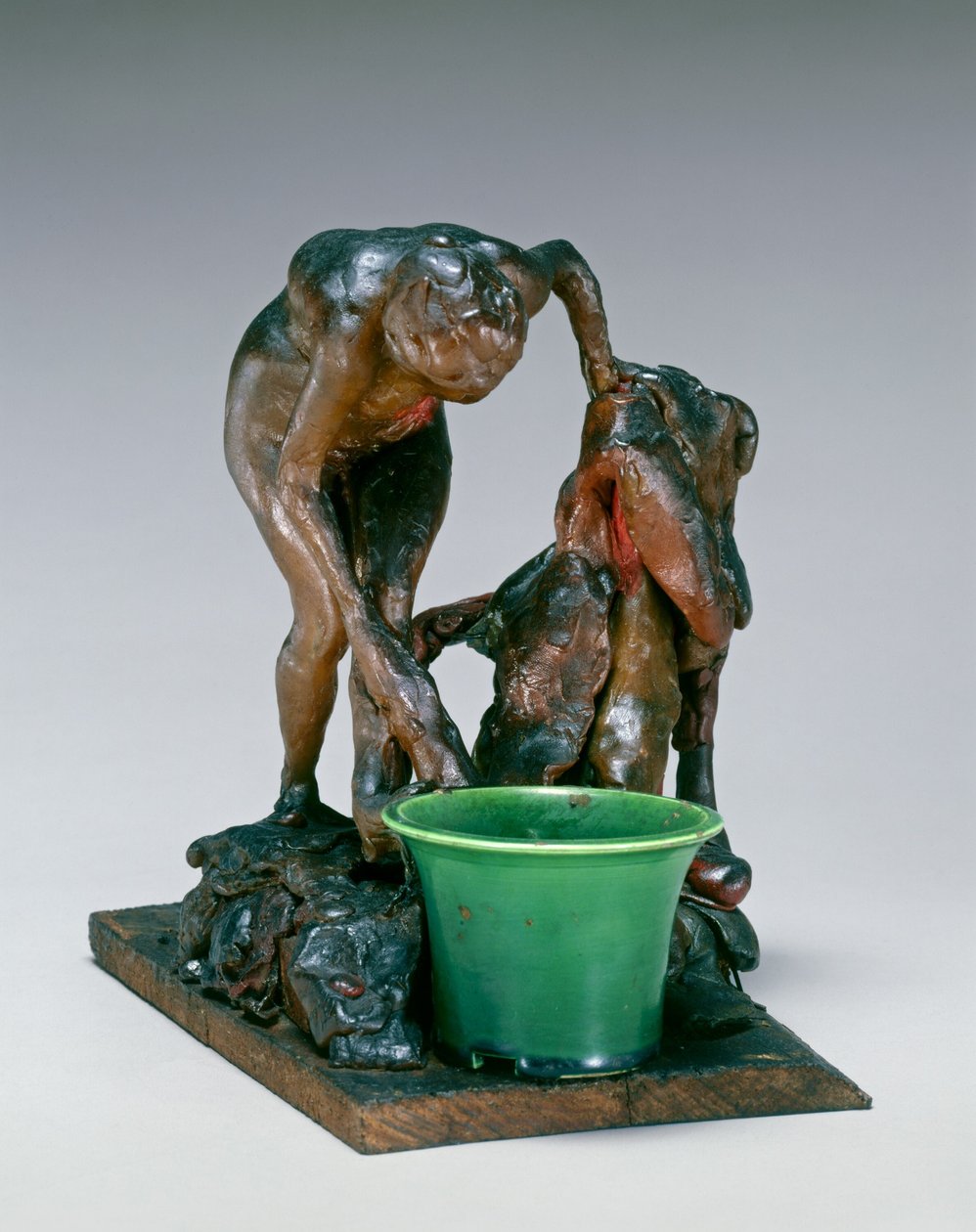 Mulher lavando a perna esquerda, c. década de 1890. de Edgar Degas