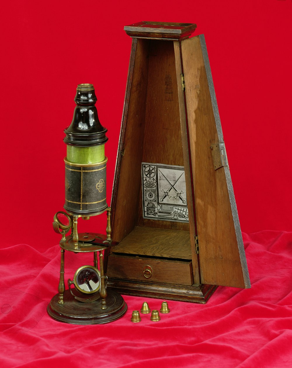 Microscópio Monocular Composto, feito por Edmund Culpeper (1660-1738) Inglês, c.1730 de Edmund Culpeper