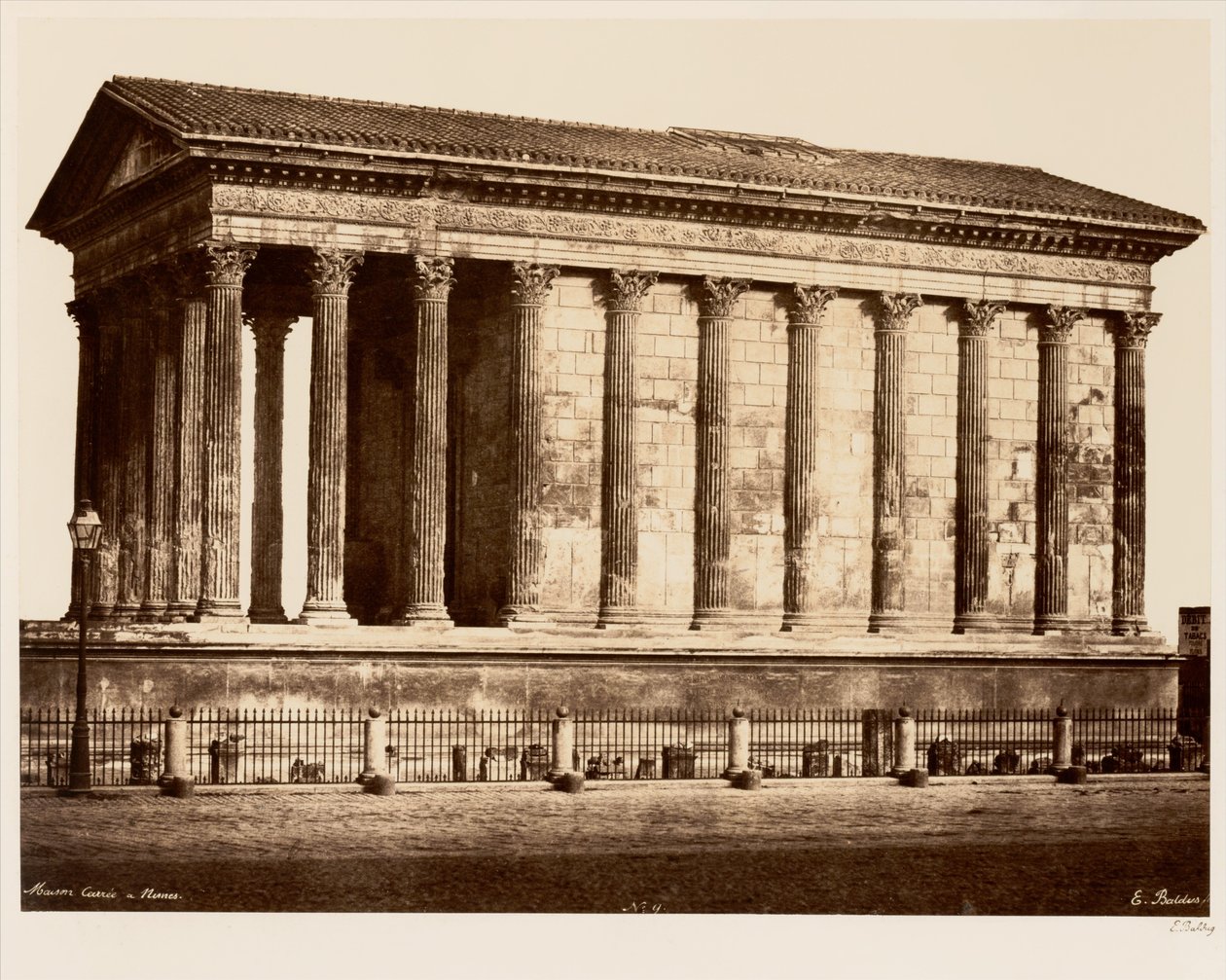 Maison Carrée em Nîmes de Édouard Baldus