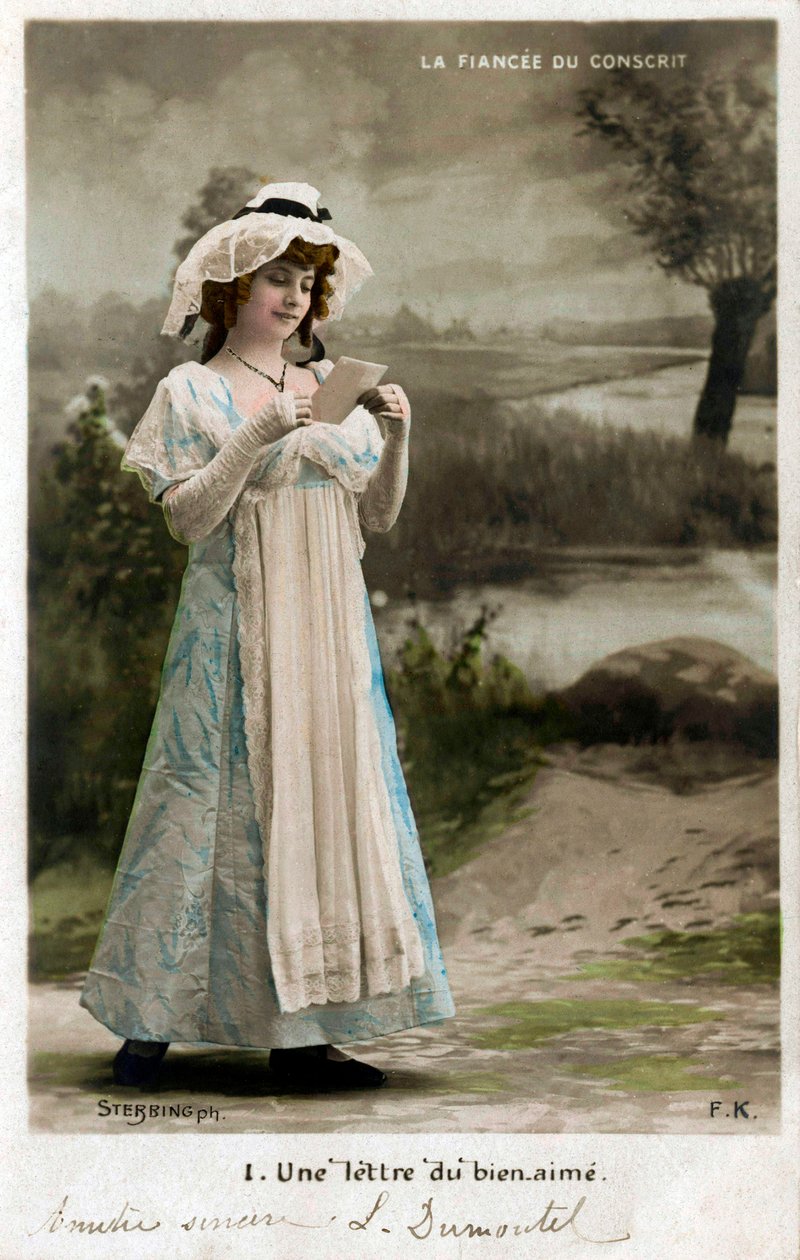 Mulher jovem a receber uma carta do seu amado que está na frente, Postal de Edouard Stebbing