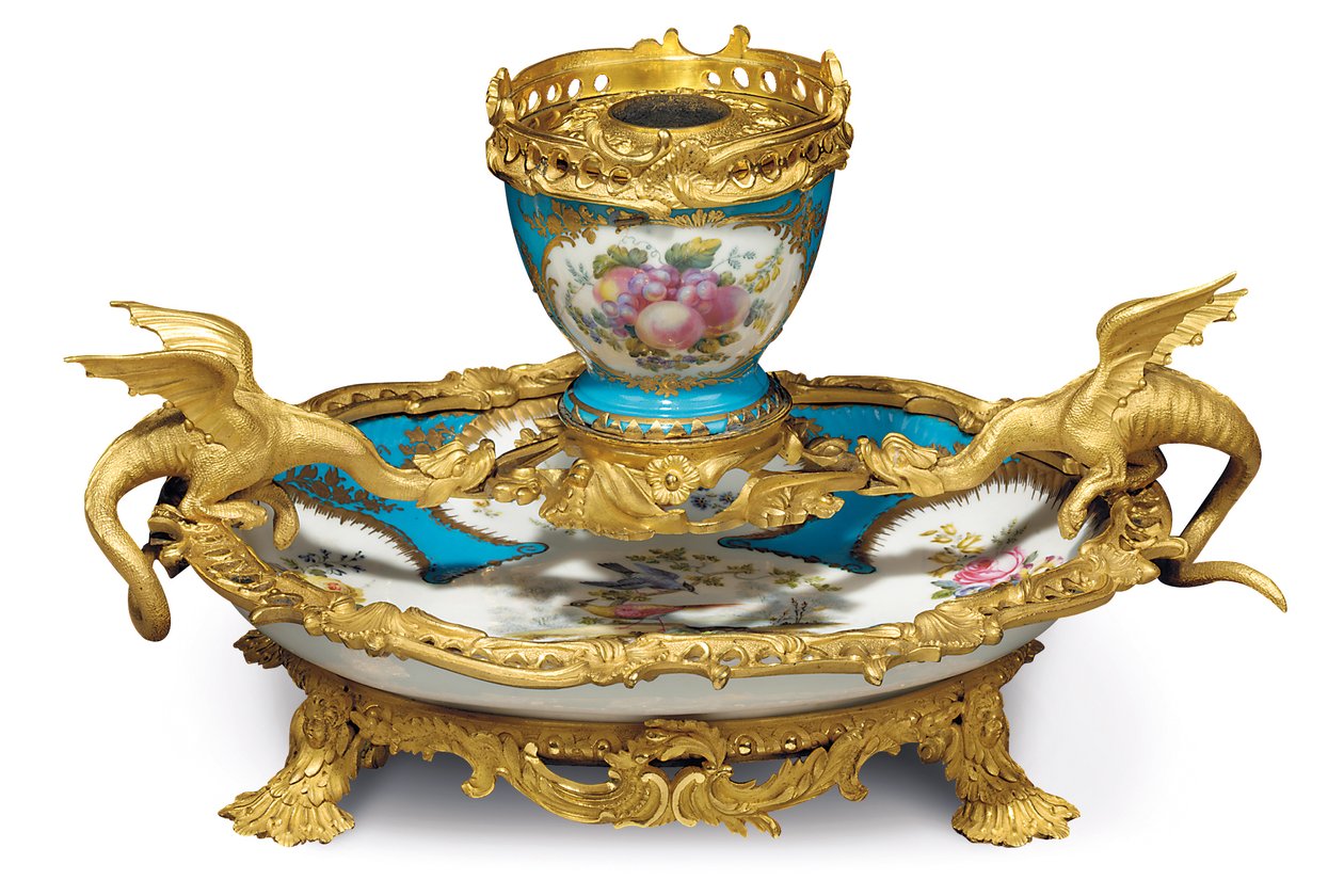 Um encrierador de chão turquesa, estilo William IV Sevres, porcelana provavelmente do século XVIII, ormolu c.1835-40 de Edward Holmes Baldock