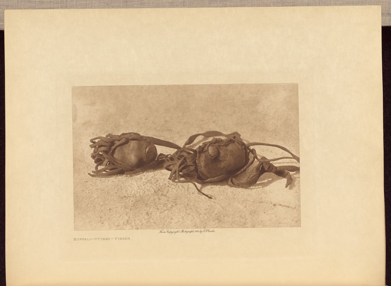 Pedras de búfalo - Piegan de Edward S. Curtis