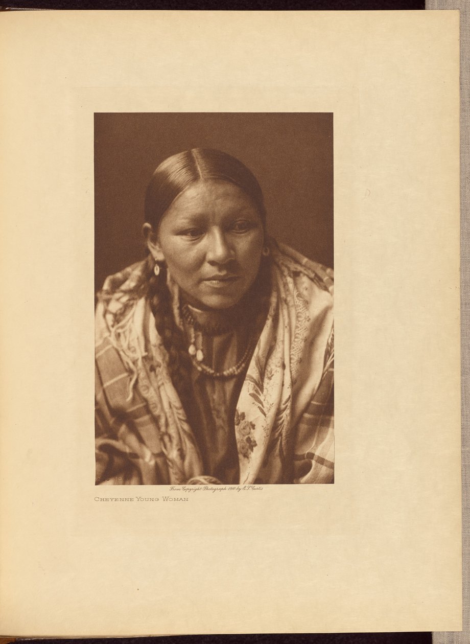 Mulher jovem de Cheyenne de Edward S. Curtis