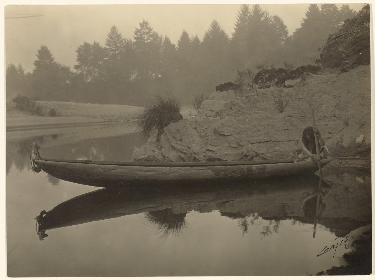 Pesca de canoa - Hupa de Edward S. Curtis