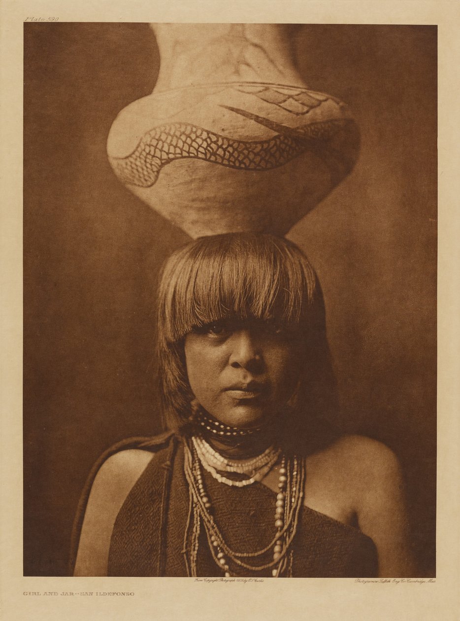A Menina e o Frasco - San Ildefonso de Edward S. Curtis