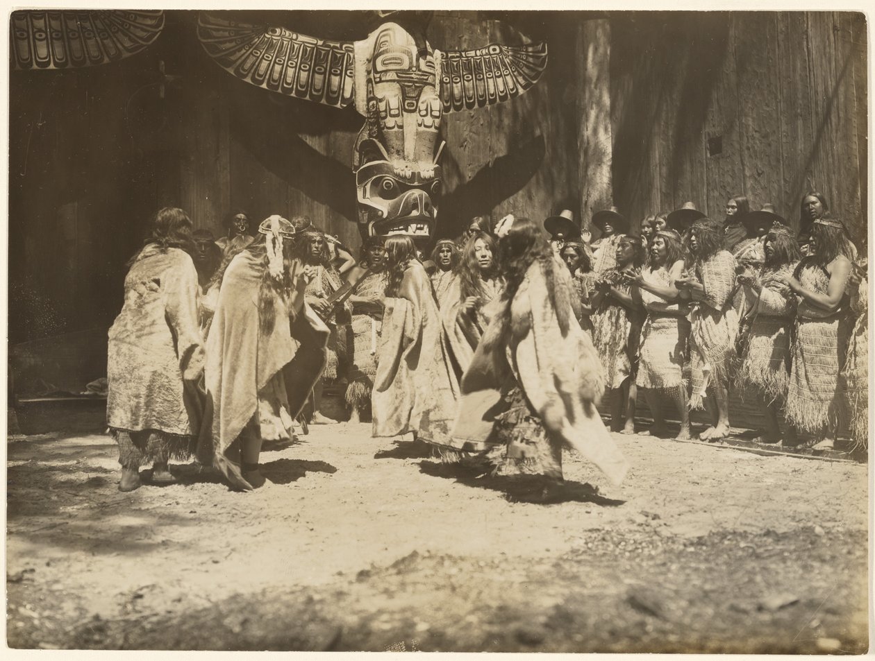 [Naida dança a Dança da vida e da morte] de Edward S. Curtis