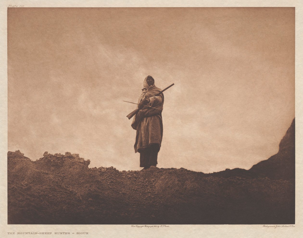 Portfolio III, Chapa 110: O caçador de ovelhas da montanha de Edward S. Curtis