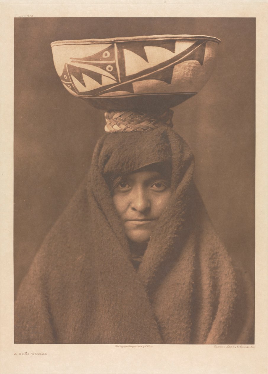 Portfolio XVII, Plate 614: A Zuñi Woman de Edward S. Curtis