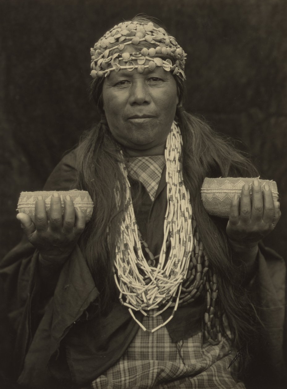 Susie Little - Mulher Medicinal de Hoopa de Edward S. Curtis