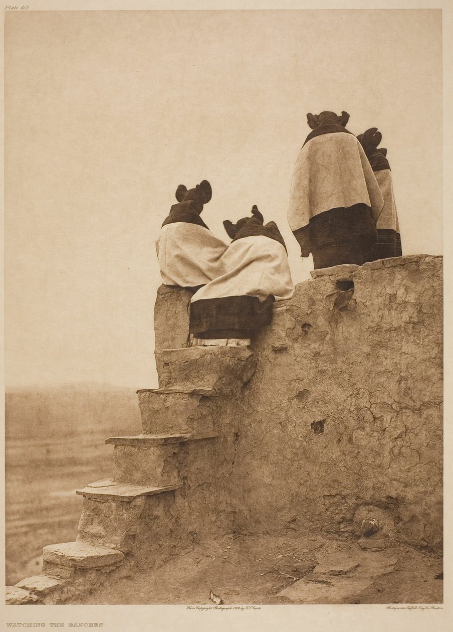 Observando os Bailarinos de Edward S. Curtis