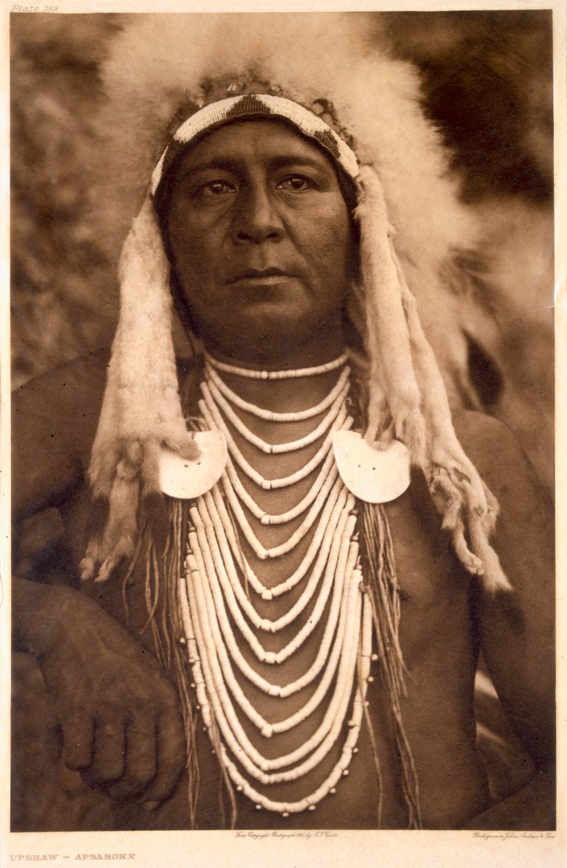 Upshaw da tribo Apsaroke de Edward Sheriff (after) Curtis