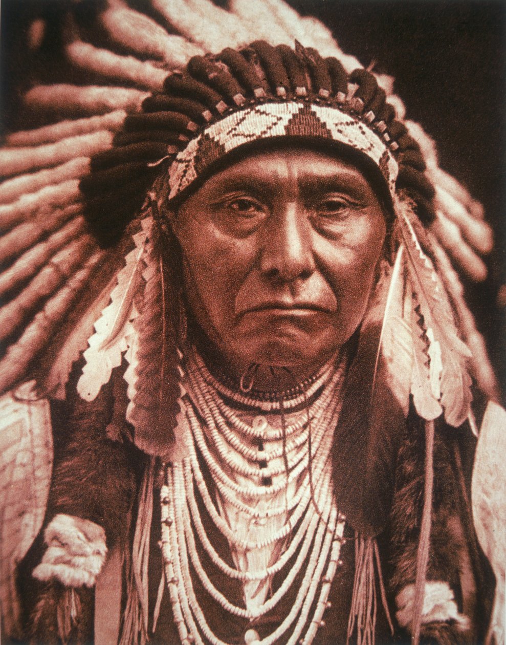Chefe Joseph (1840-1904) c.1903 (foto a p/b) de Edward Sheriff Curtis