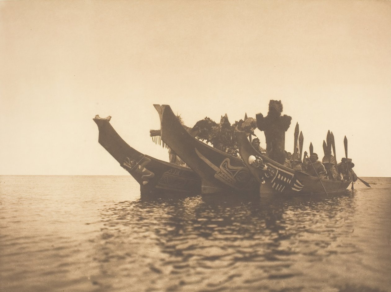 Dançarinos mascarados em canoas - Qagyuhl A, 1914. de Edward Sheriff Curtis